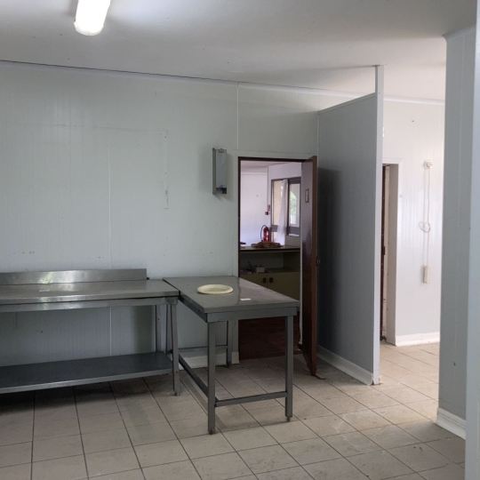  ICI-TERRAINS : Local / Bureau | BIELLE (64260) | 291 m2 | 26 500 € 
