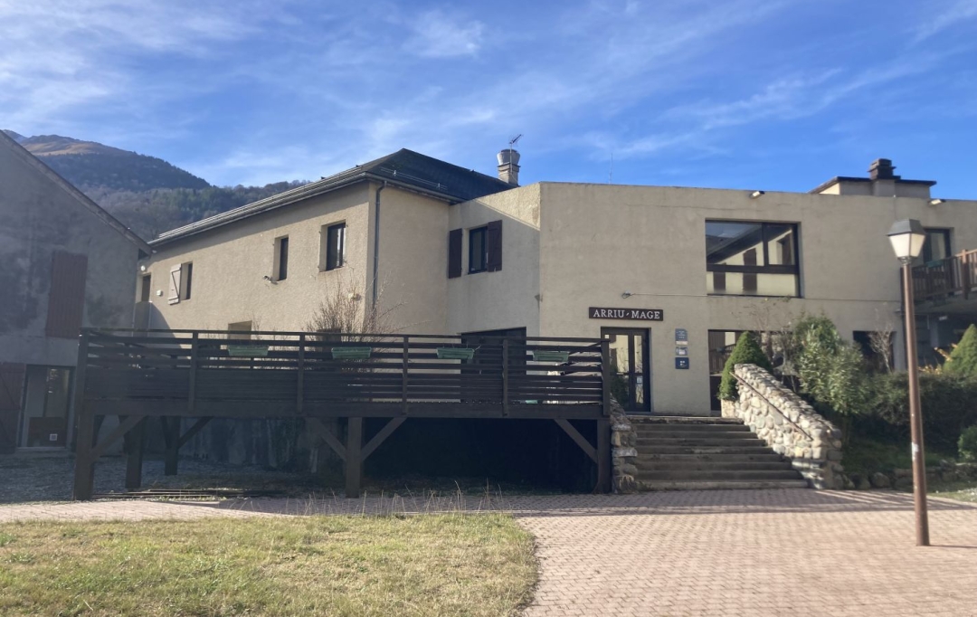 ICI-TERRAINS : Local / Bureau | BIELLE (64260) | 29 m2 | 8 850 € 